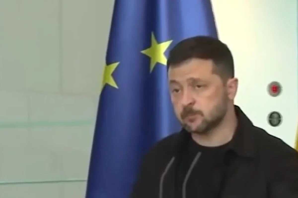    Политолог Блохин: в «коалиции желающих» нет согласия по Украине