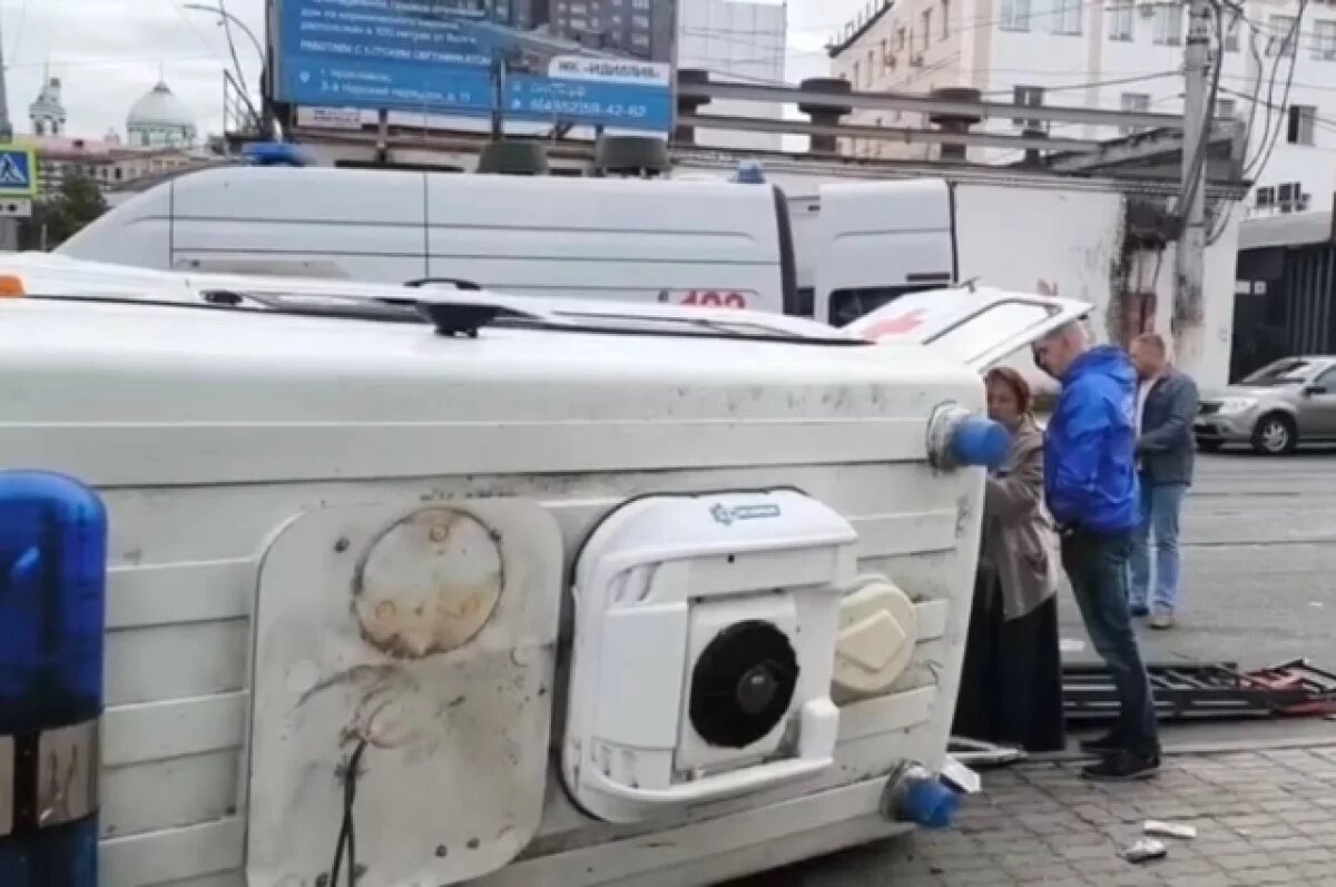    ДТП в Курской области: фельдшер погиб, пострадали медики и пациенты