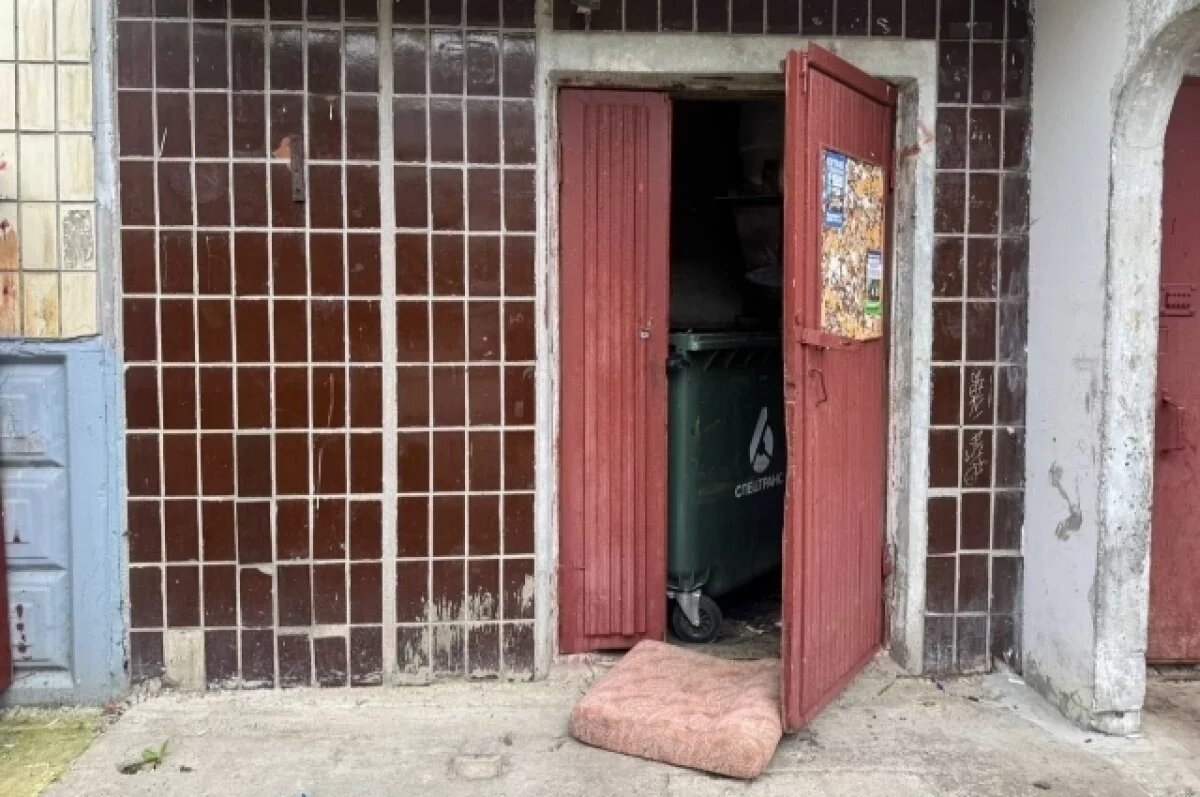    Убила сына, оставила дочь.