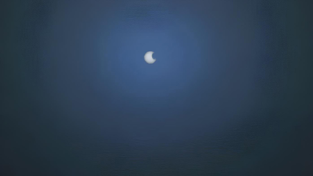 Фобос в небе над Марсом / NASA 