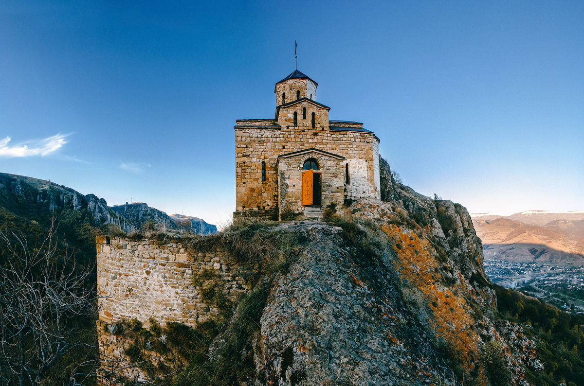 Шоанинского храма на скале