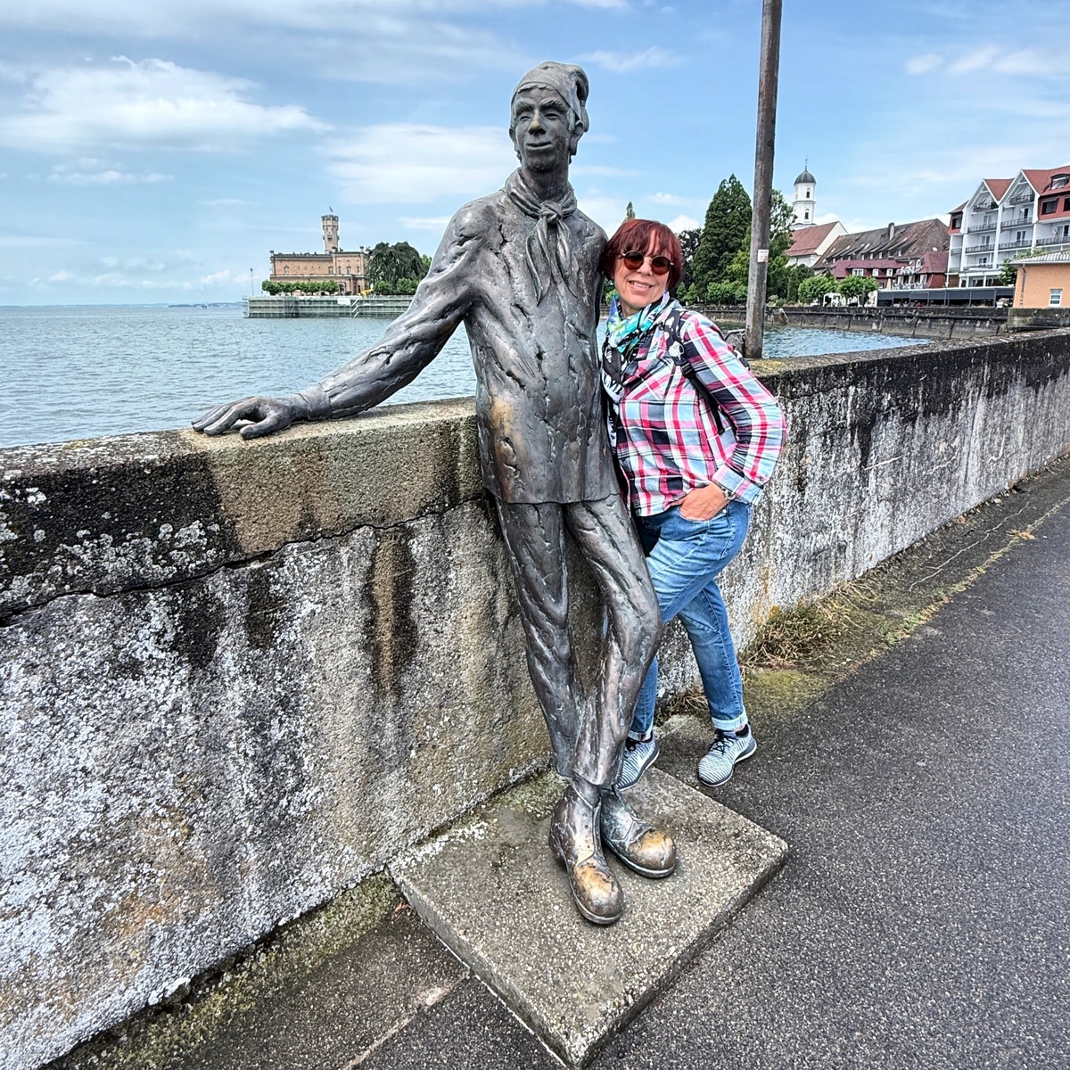 Пристань в городке.