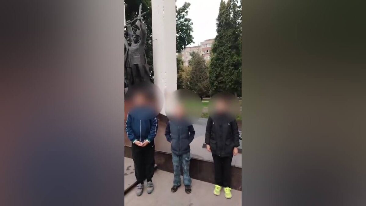    Юные куряне, совершившие противоправные действия у Вечного огня, извинилсись