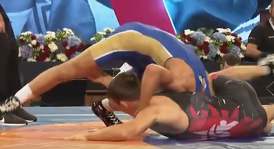     В Красноярске стартовал турнир памяти Бувайсара Сайтиева по вольной борьбе