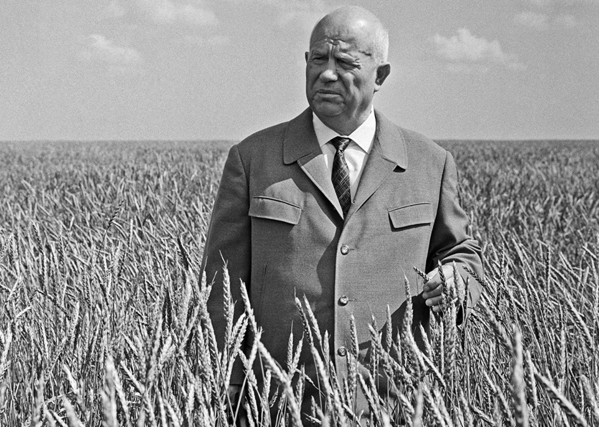 Хрущёв Никита Сергеевич (1894-1971) - советский политический и партийный деятель, первый секретарь ЦК КПСС (1953–1964).