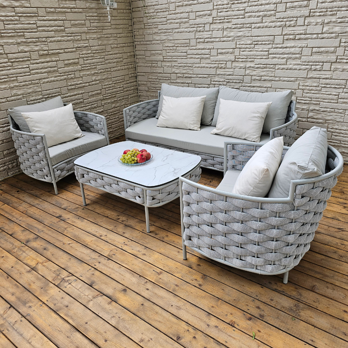 Комплект плетеной мебели Камелия (3-х местный диван, 2 кресла, журнальный столик) из роупа
