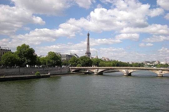    Париж назвали неудачным местом для саммита «коалиции желающих» по Украине