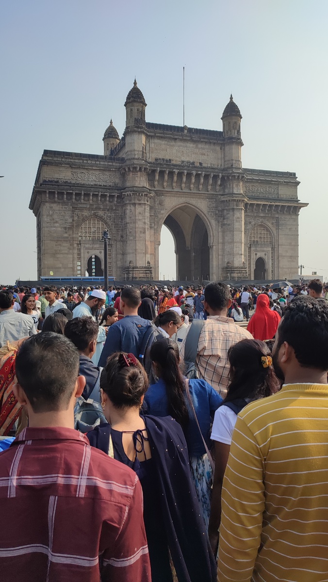 Обычный ноябрьский день в Мумбаи у Ворот Индии