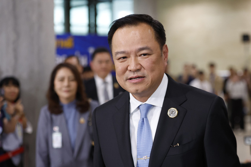     Новый премьер-министр Таиланда Анутин Чарнвиракул    
Фото: Narong Sangnak / EPA / TASS