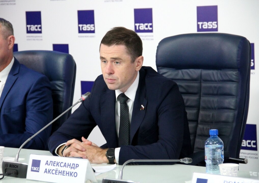    Александр Аксёненко обозначил главную проблему в сфере миграции. Фото предоставлено спикером