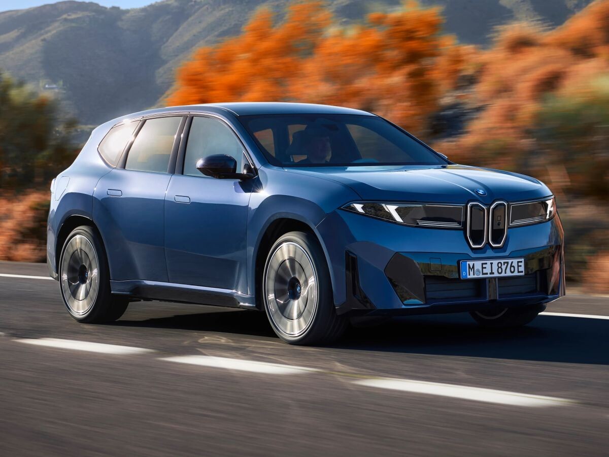    BMW представила электрокроссовер iX3 с АКБ нового поколения