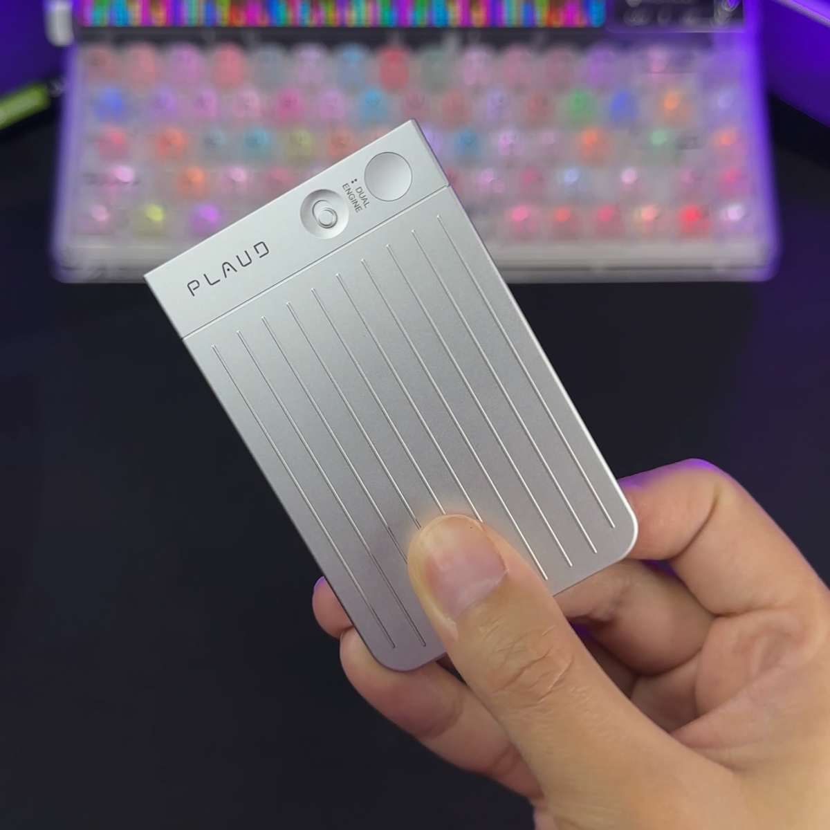 Карманный диктофон с ИИ Plaud Note