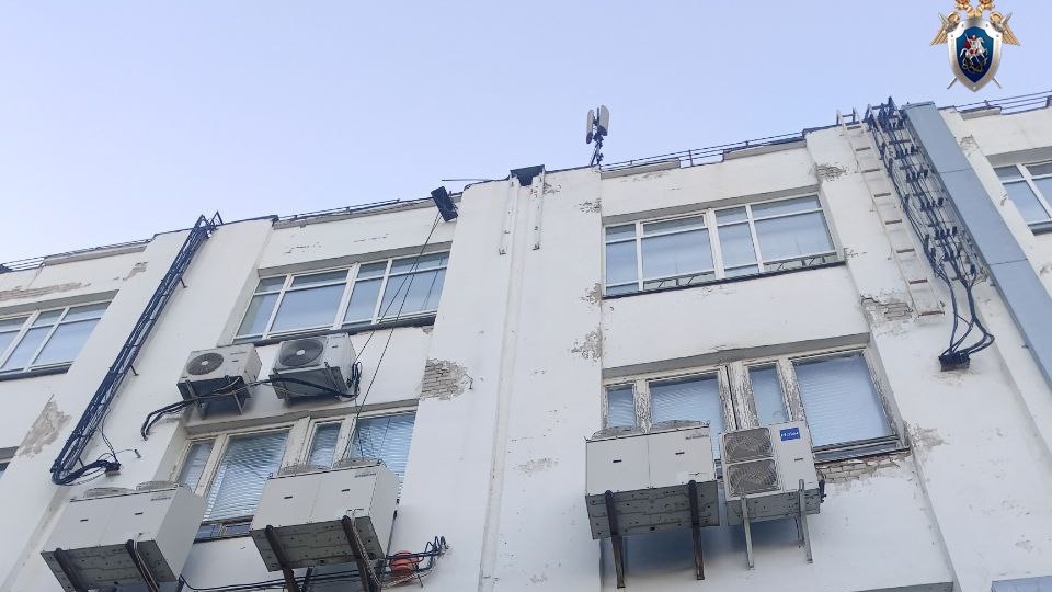 Альпинист сорвался с крыши при мойке окон «Ростелекома» в Нижнем Новгороде