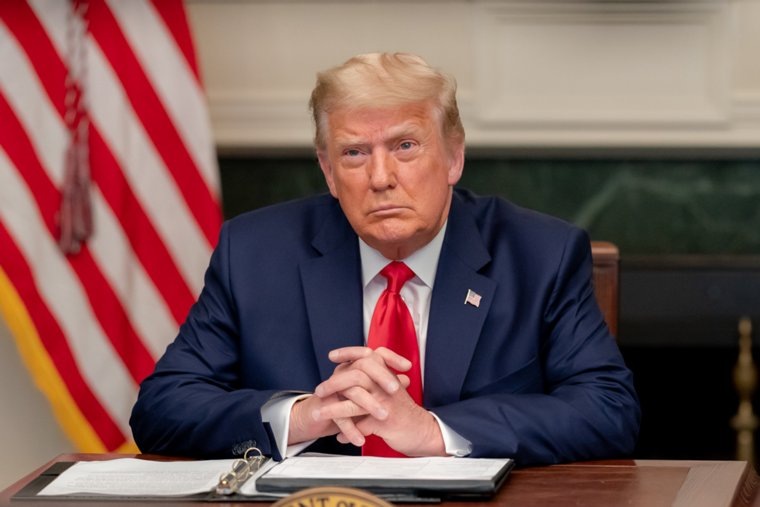   Дональд Трамп пообщался с президентом Узбекистана по телефону