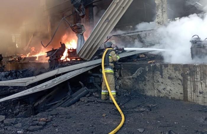 Фото последствий ночных ударов на Донбассе, источник Телеграм-канал Хроники Гераней