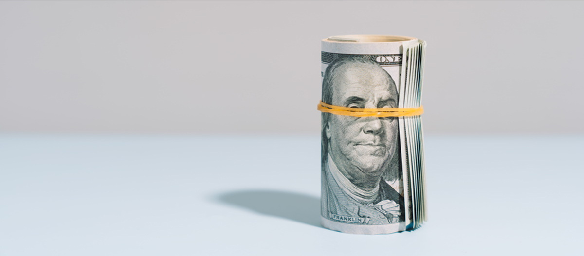 Ограничения на выдачу наличной иностранной валюты продлили на полгода