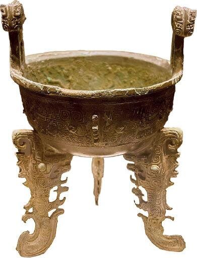 Сосуд-дин с ножками в виде драконов, поздняя Шан, XIV–XI вв. до н. э.