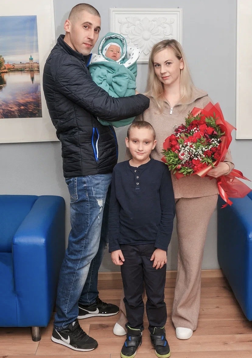 Ольга с семьей.