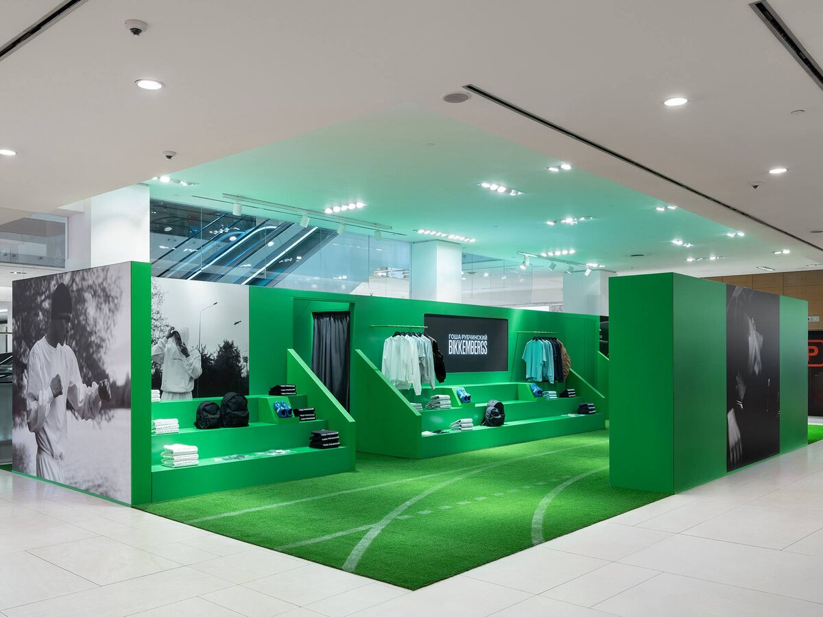    В ЦУМе открылся поп-ап Гоши Рубчинского (фото 1)