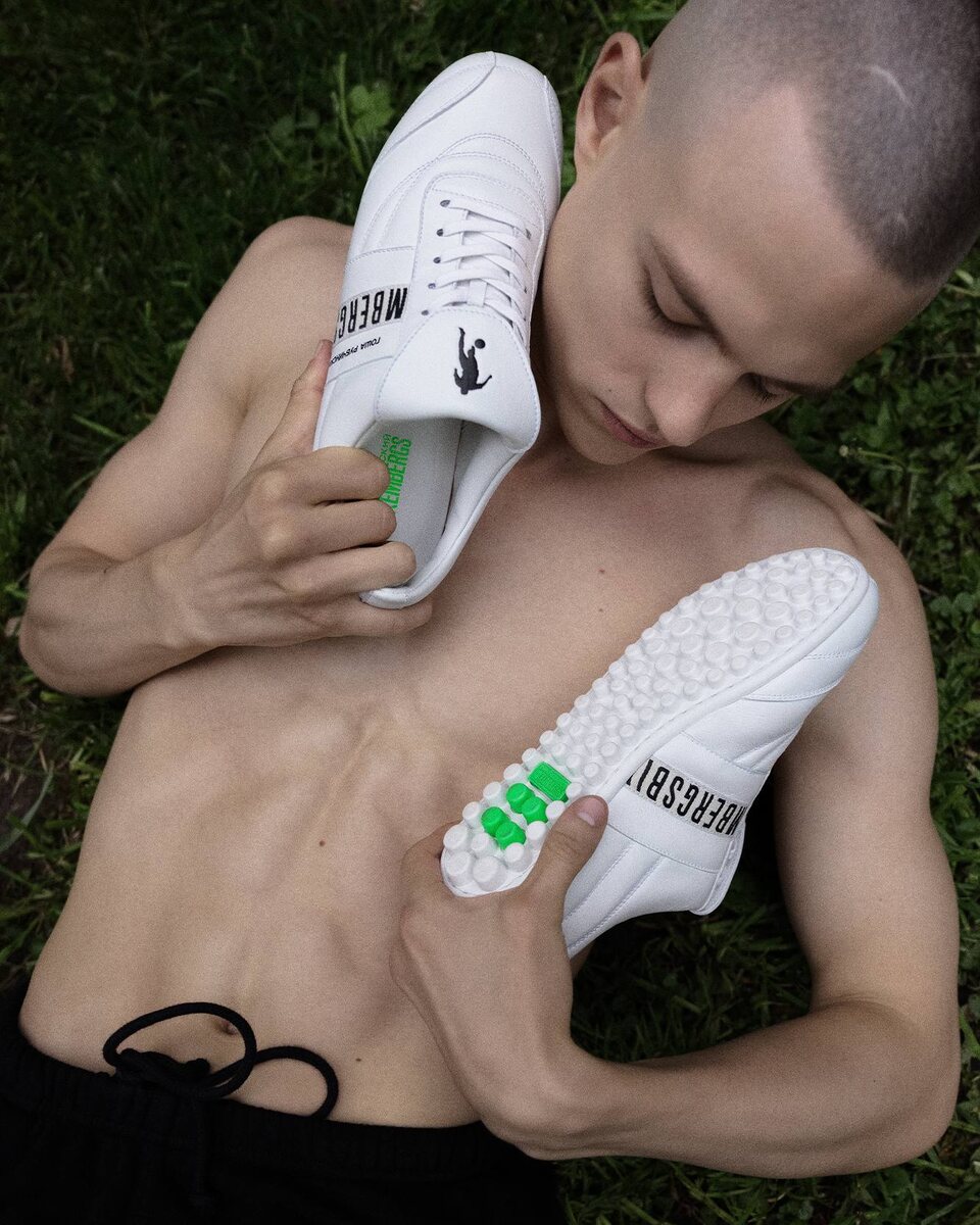    В ЦУМе открылся поп-ап Гоши Рубчинского (фото 2)