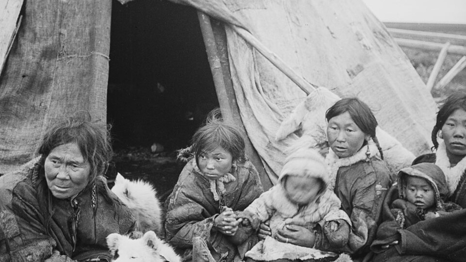 Как моются, ходят в туалет и рожают детей оленеводы в тундре при –50 °C