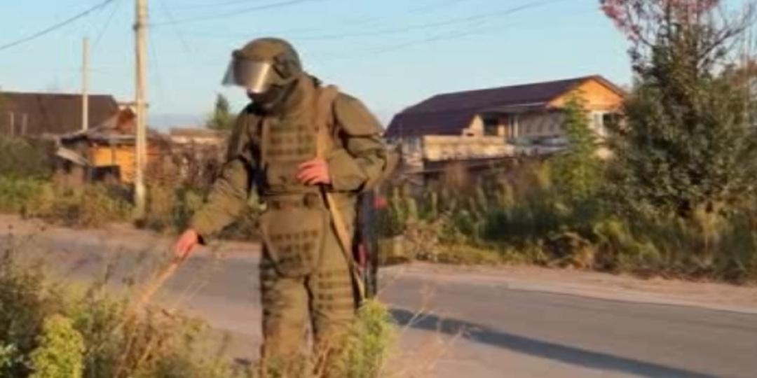 В Курской области сапёры 91-го полка приступили к расчистке пригорода