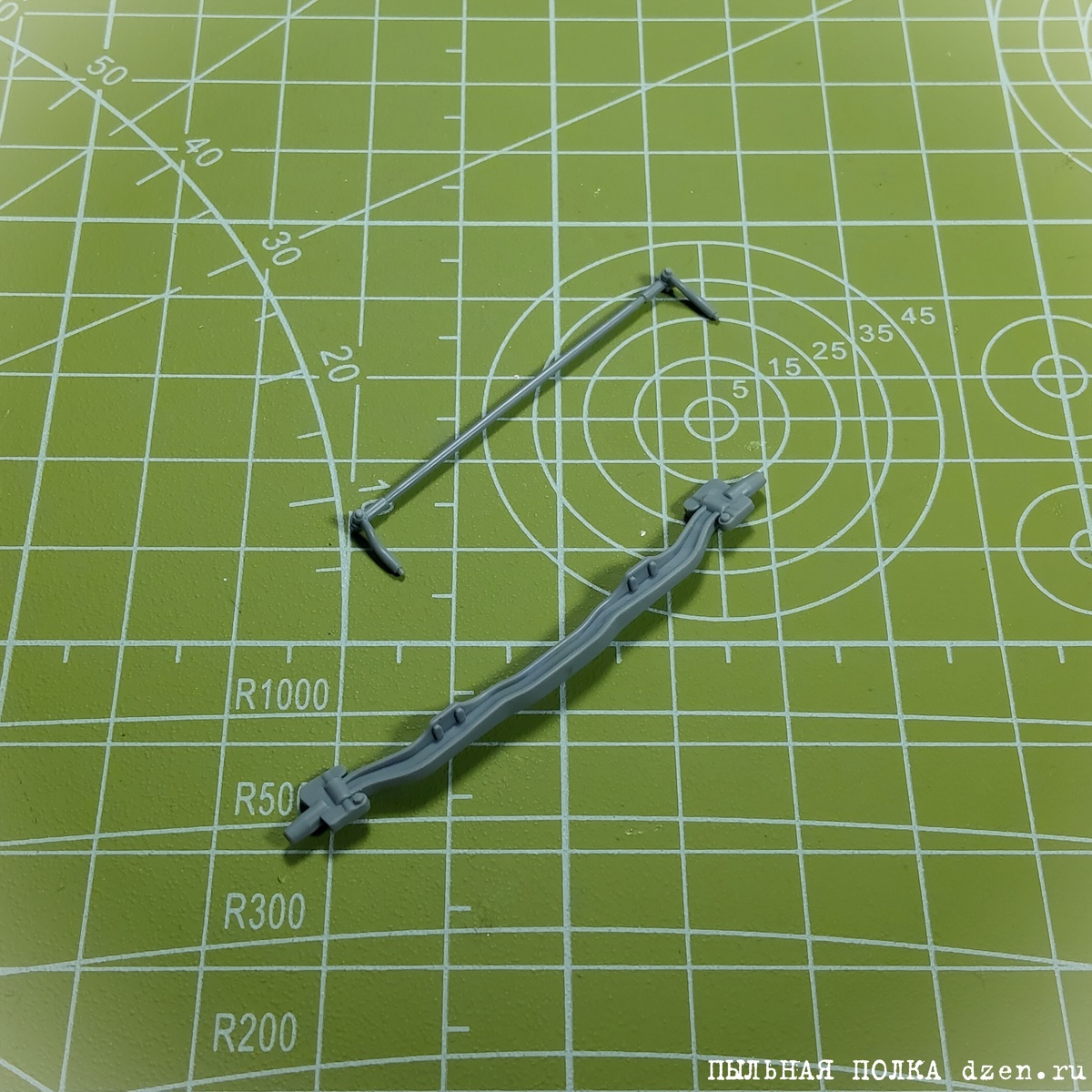 Фрагменты переднего моста ЗиЛ-130 1/35 Звезда 3712.