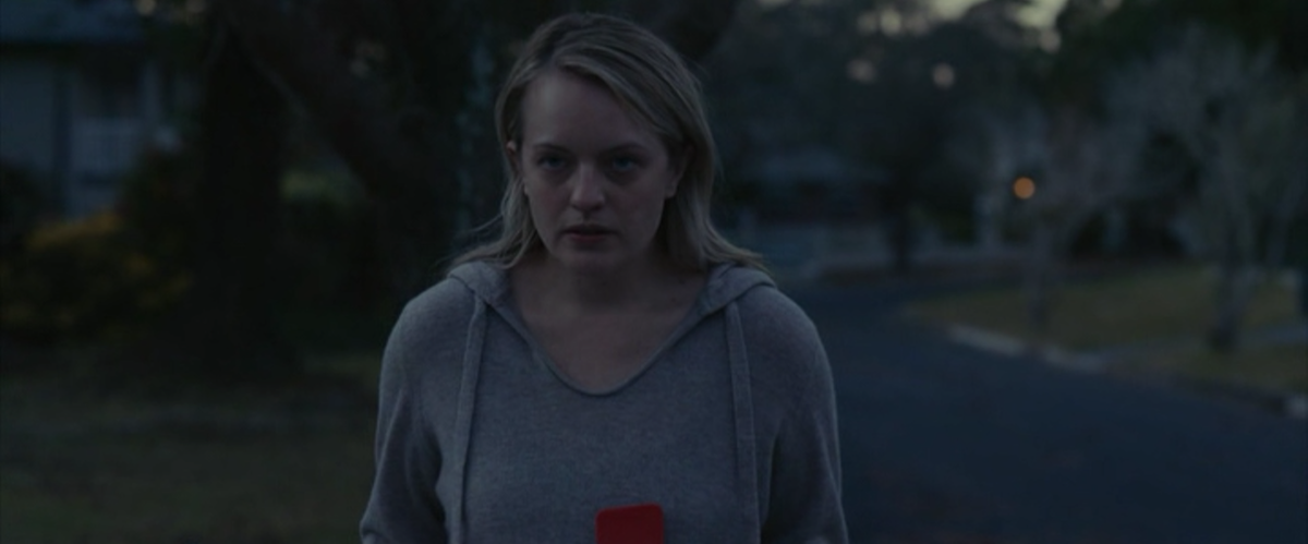 Сесилия Касс (в исполнении Элизабет Мосс) | скриншот из фильма