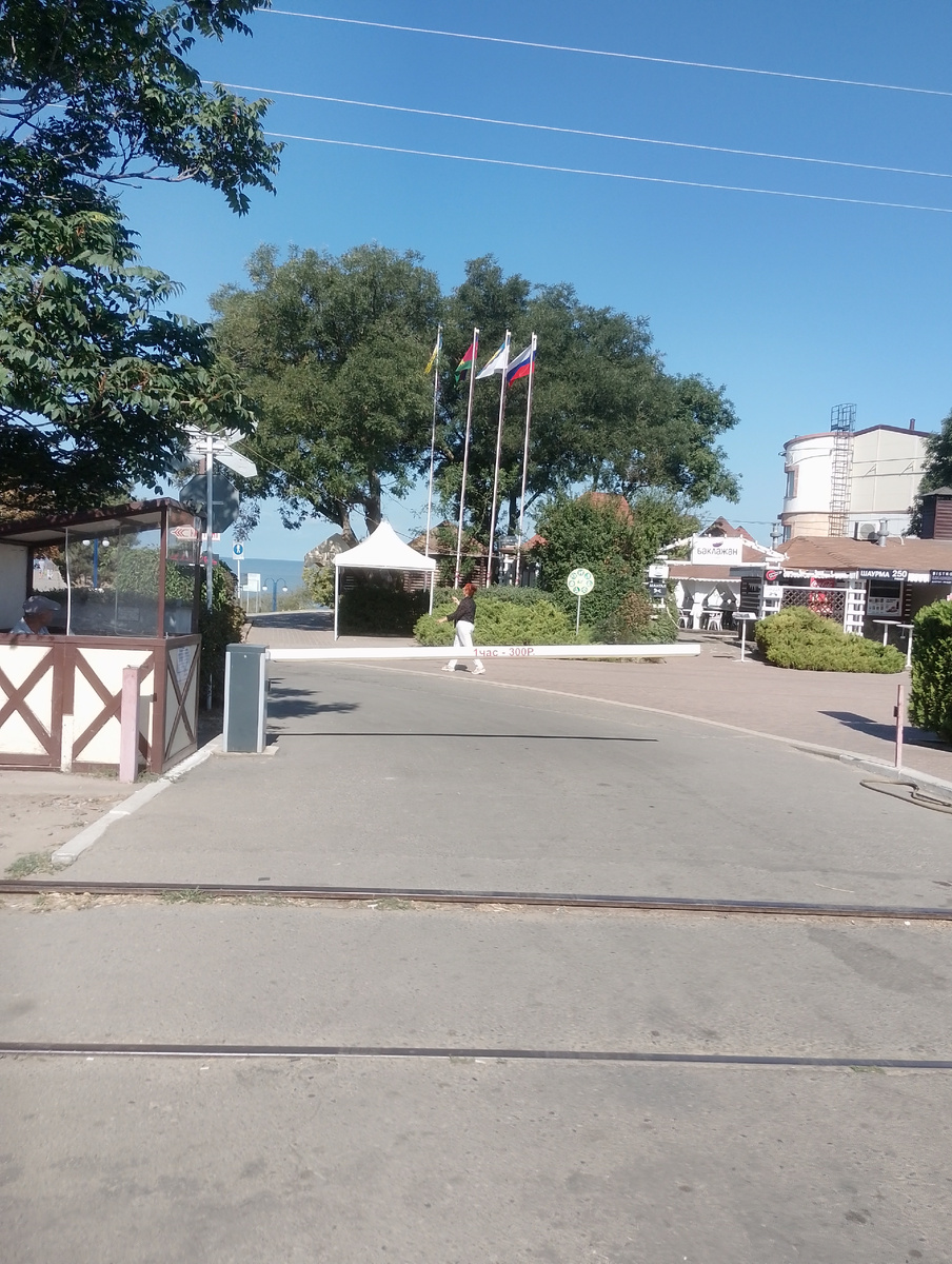 Вход на набережную.