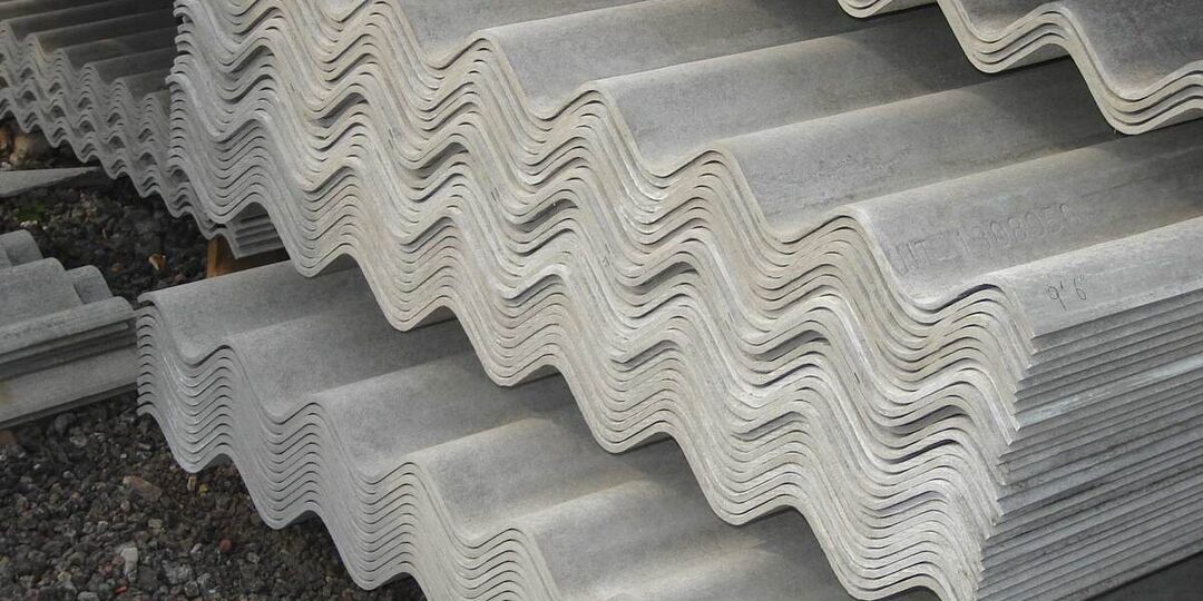 Шифер, асбест и болезни: что нужно знать каждому хозяину