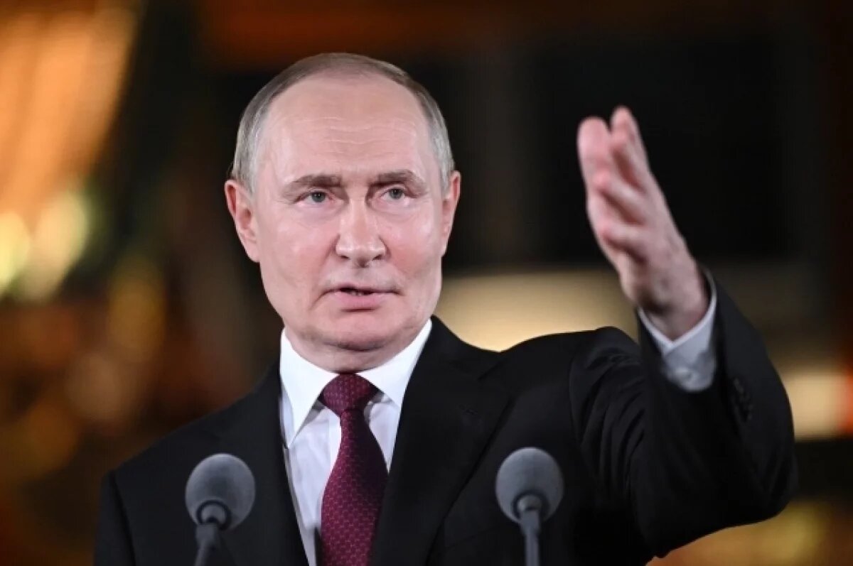   Путин заявил о лидерстве России в космонавтике