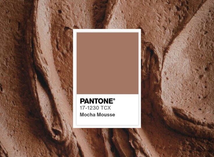 Главные трендовые осенние цвета 2025: как их носить в повседневной жизни