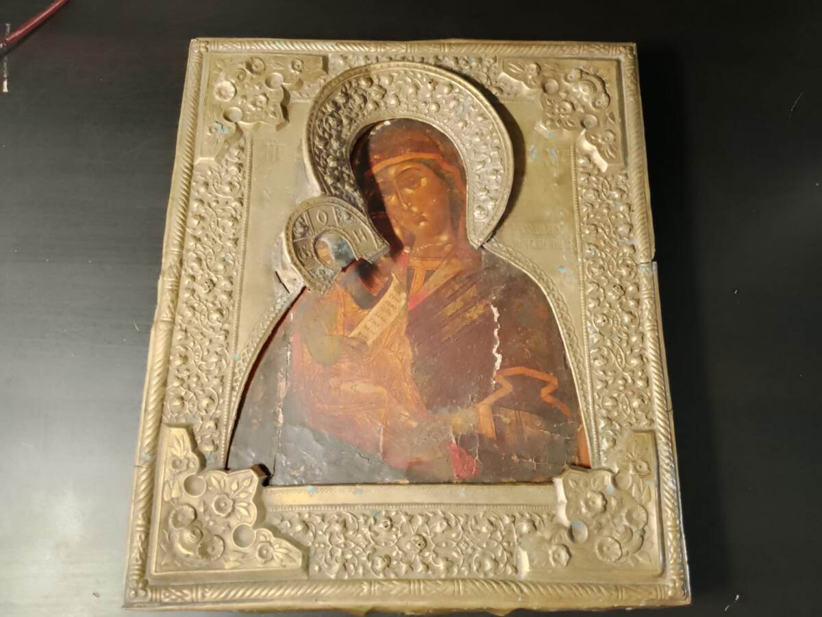 Икона "Утоли моя печали" до реставрации. Фото автора