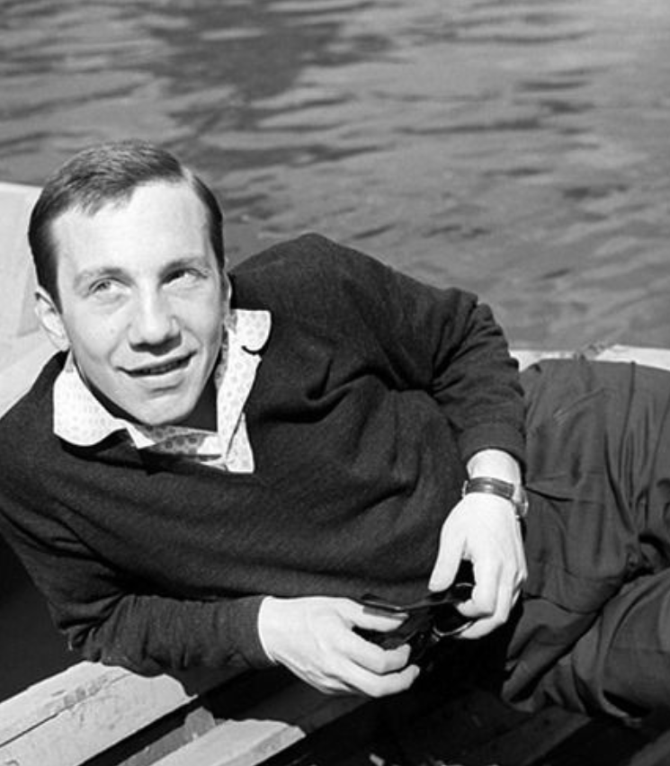 Савелий Крамаров