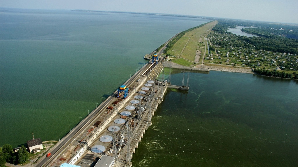 Плотина Кременчугской ГЭС