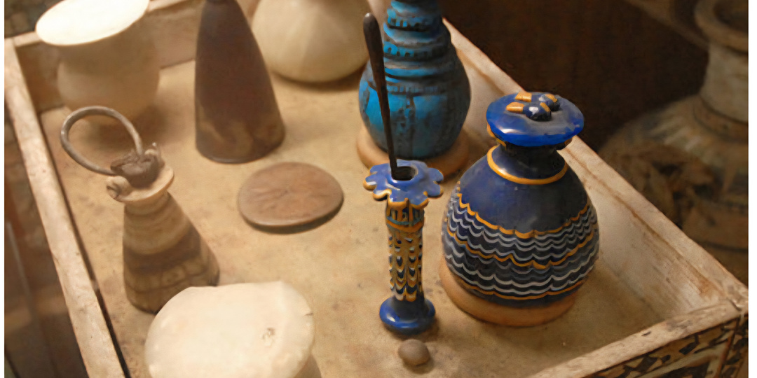 Гигиена без мыла:стригиль,воск и оливковое масло.