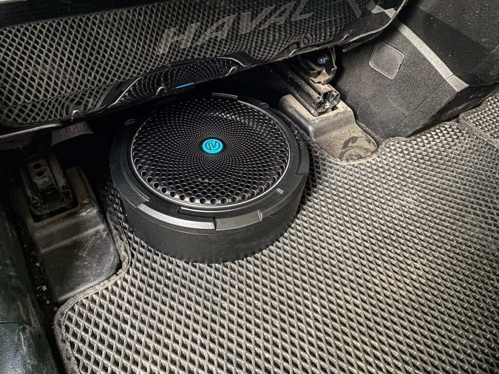 Сабвуфер под сиденье - Recoil SL1708