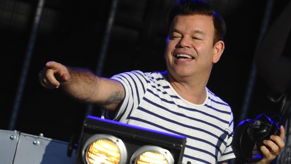    Россия. Нижний Новгород. DJ Пол Окенфолд во время выступления на фестивале музыки и технологий Alfa Future People. Автор фото: ИТАР-ТАСС/ Сергей Бобылев