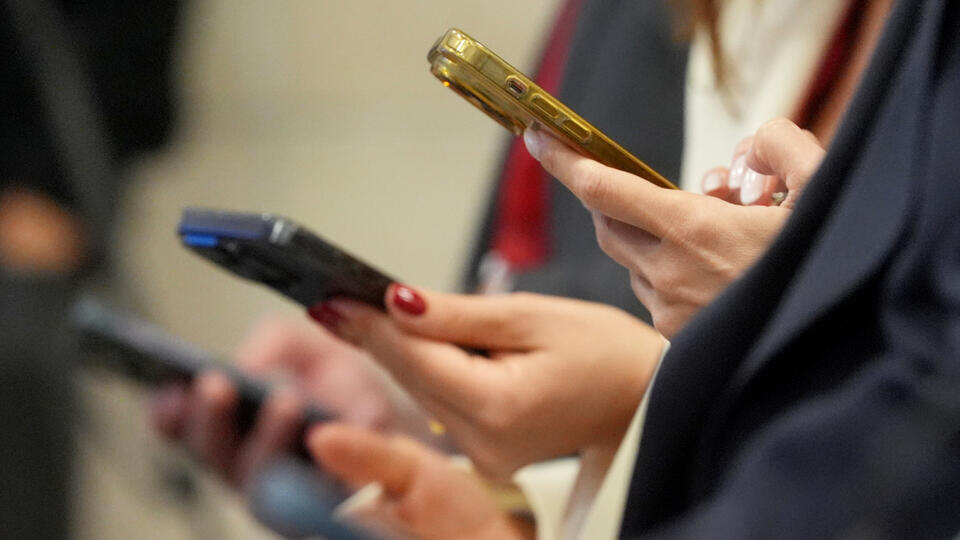     В Минцифры назвали сервисы, которые продолжат работать при отключении интернета ИЗВЕСТИЯ/Андрей Эрштрем