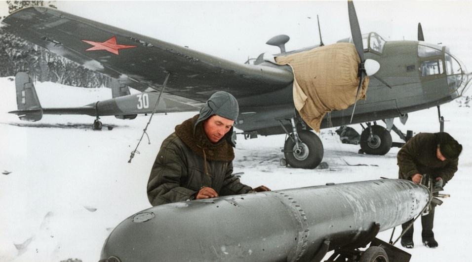 Handley Page Hampden (airpages.ru)