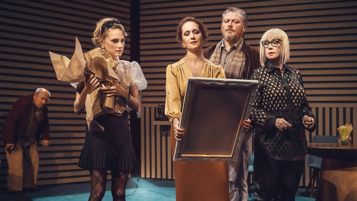 сцена из спектакля