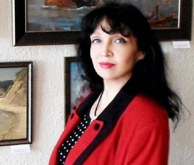    Лариса Ильченко провела девять персональных выставокСоцсети