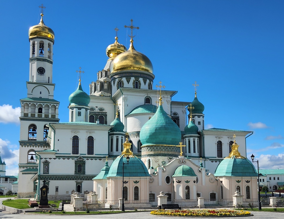 Дух захватывает от этой красоты! Воскресенский Храм.