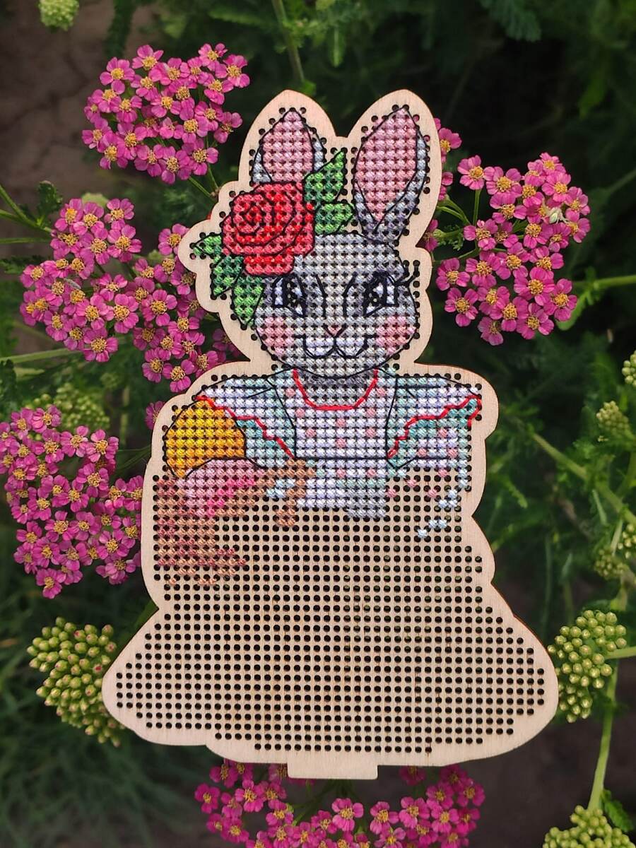 Начало отшиву положено! Первые крестики. Фото автора. 