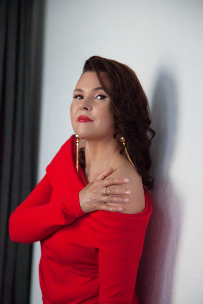 Фотограф: Татьяна Гусарова
Визаж: Екатерина Косенкова 
Образ: магазин Элис
Студия: Атмосфера