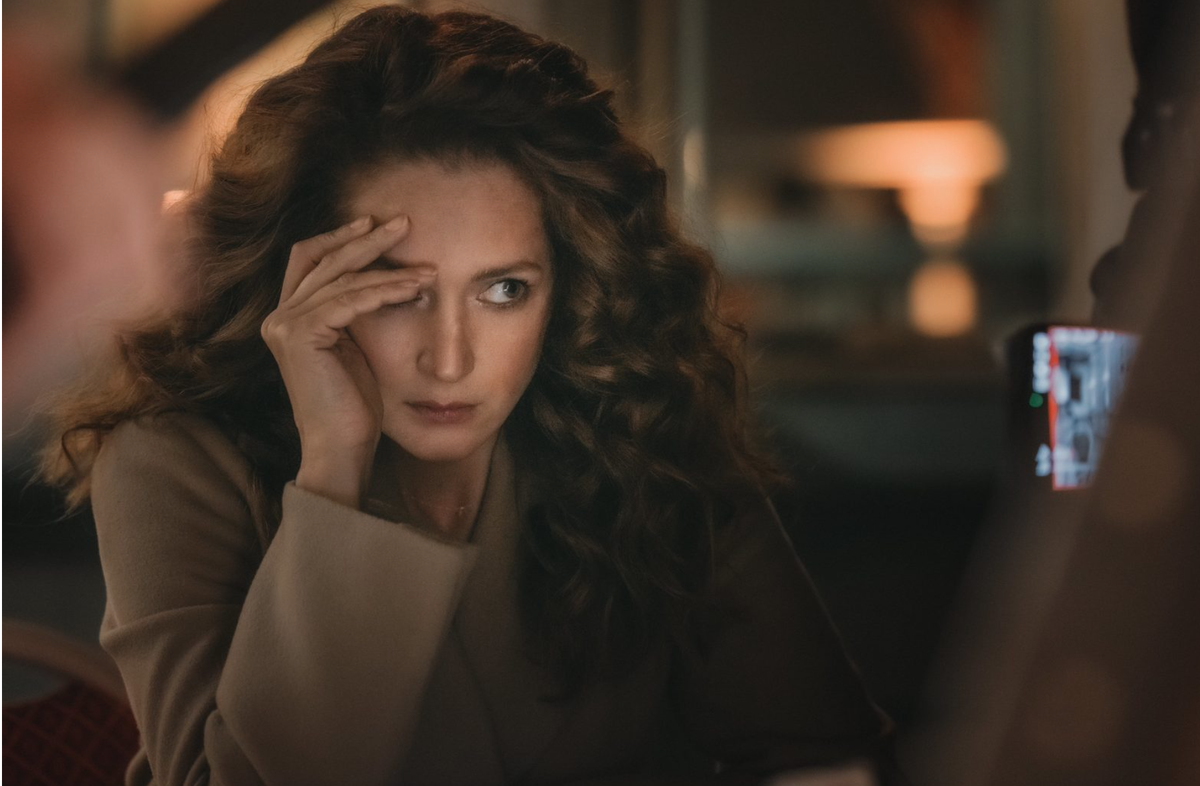 — Лена, 43 года. Хочу быть счастливой!  (запрос главной героини сериала) 