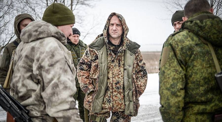 Захар Прилепин, автор военной прозы, подполковник, участник войны в Чечне. Фото- Яндекс-картинки