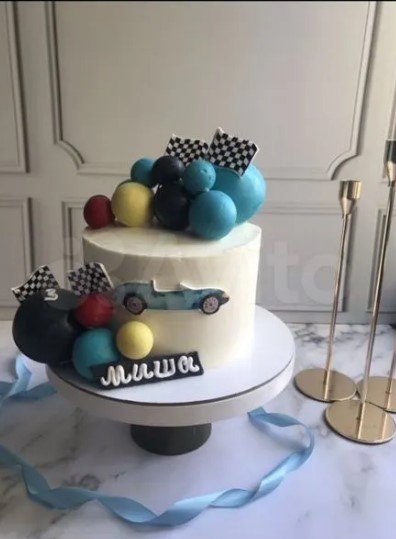 Торт на фото кондитера