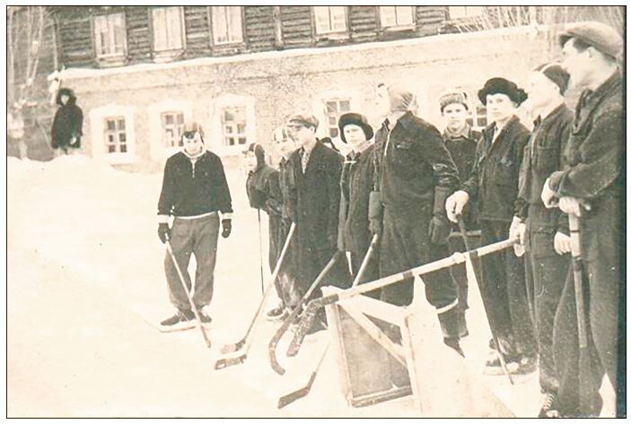 «Дворовый» хоккей когда-то был очень популярен в Зеленодольске