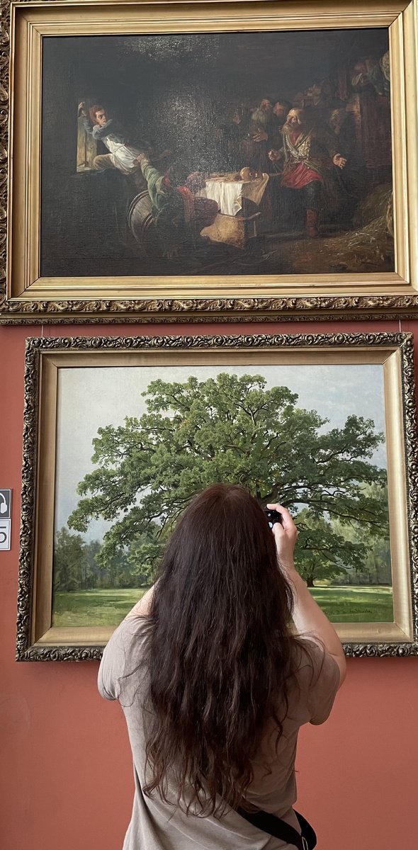 Влюбилась в эту картину. Простая, но очень красивая. 